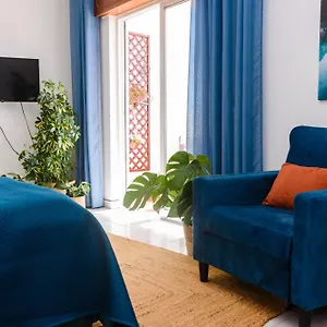 Hillside Studio With Sea View & Fibre Internet Albufeira